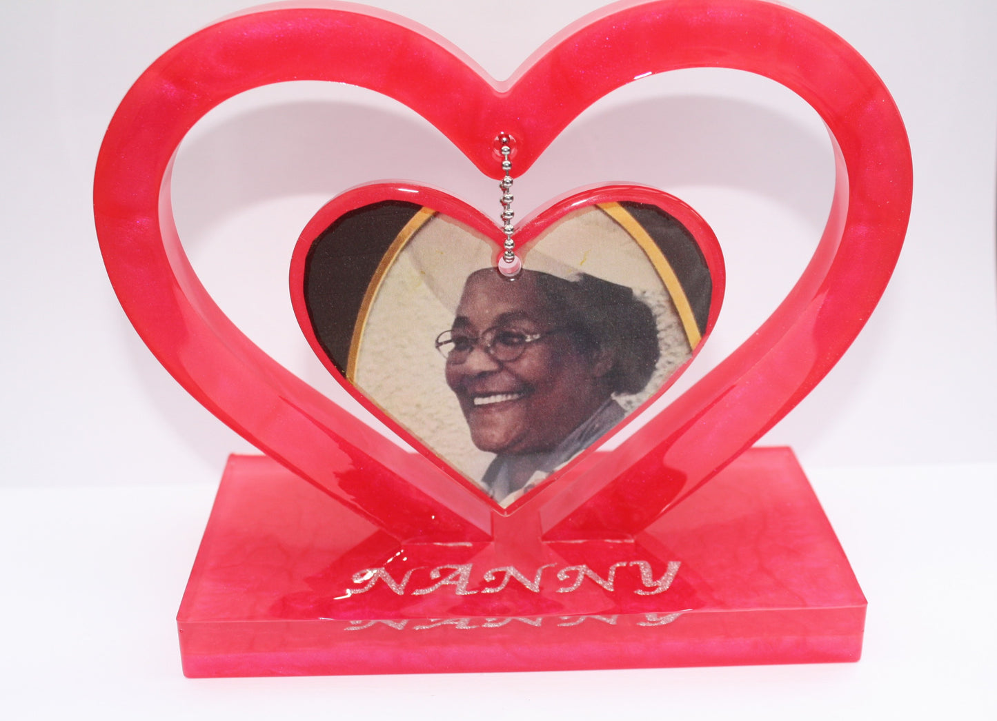 Floating heart Stand - Bold Colour