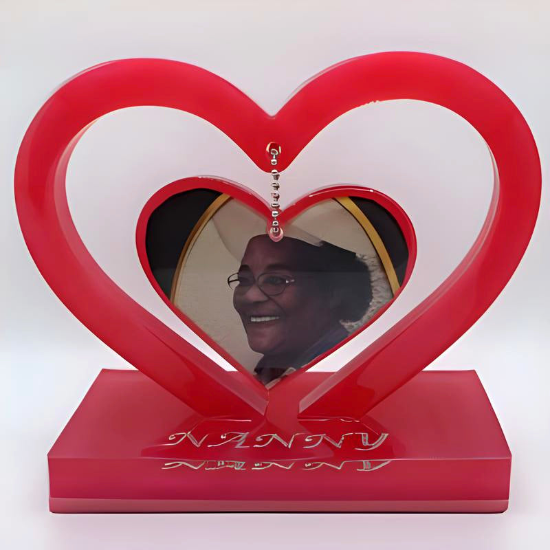 Floating heart Stand - Bold Colour