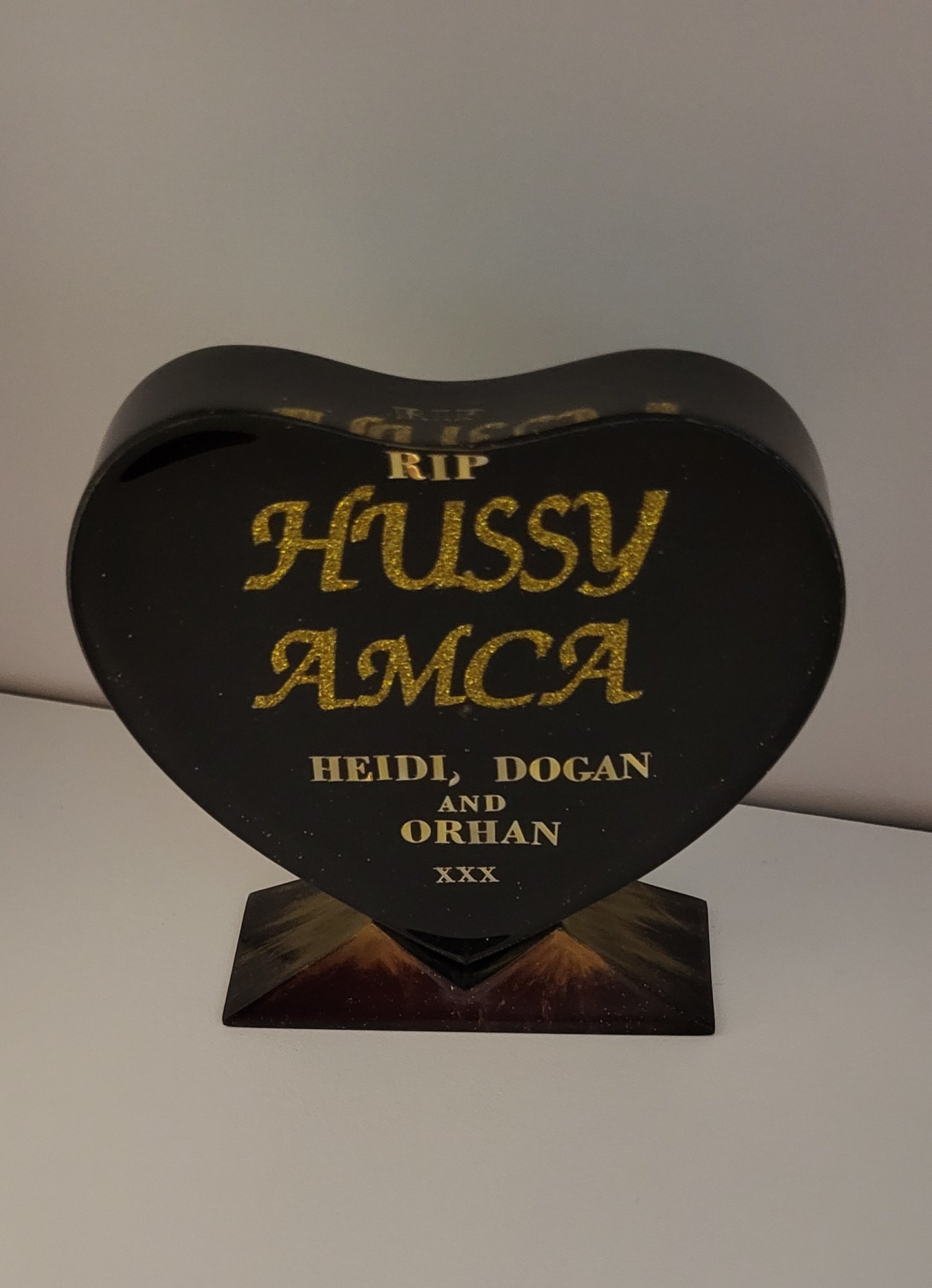 Message Heart - Black and Gold