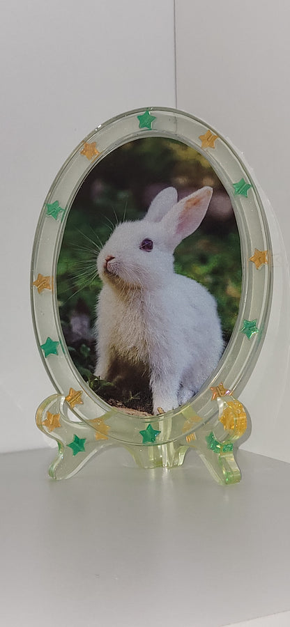 Oval Photo Stand